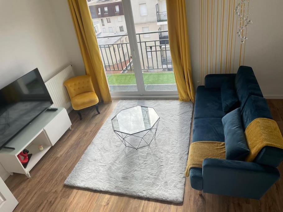 Appartement 3P Gare Terrasse Et Parking Prive Франконвиль Экстерьер фото